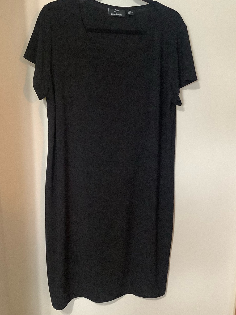 NINA LEONARD: Black Crewneck Short Sleeve Dress (NWOT)